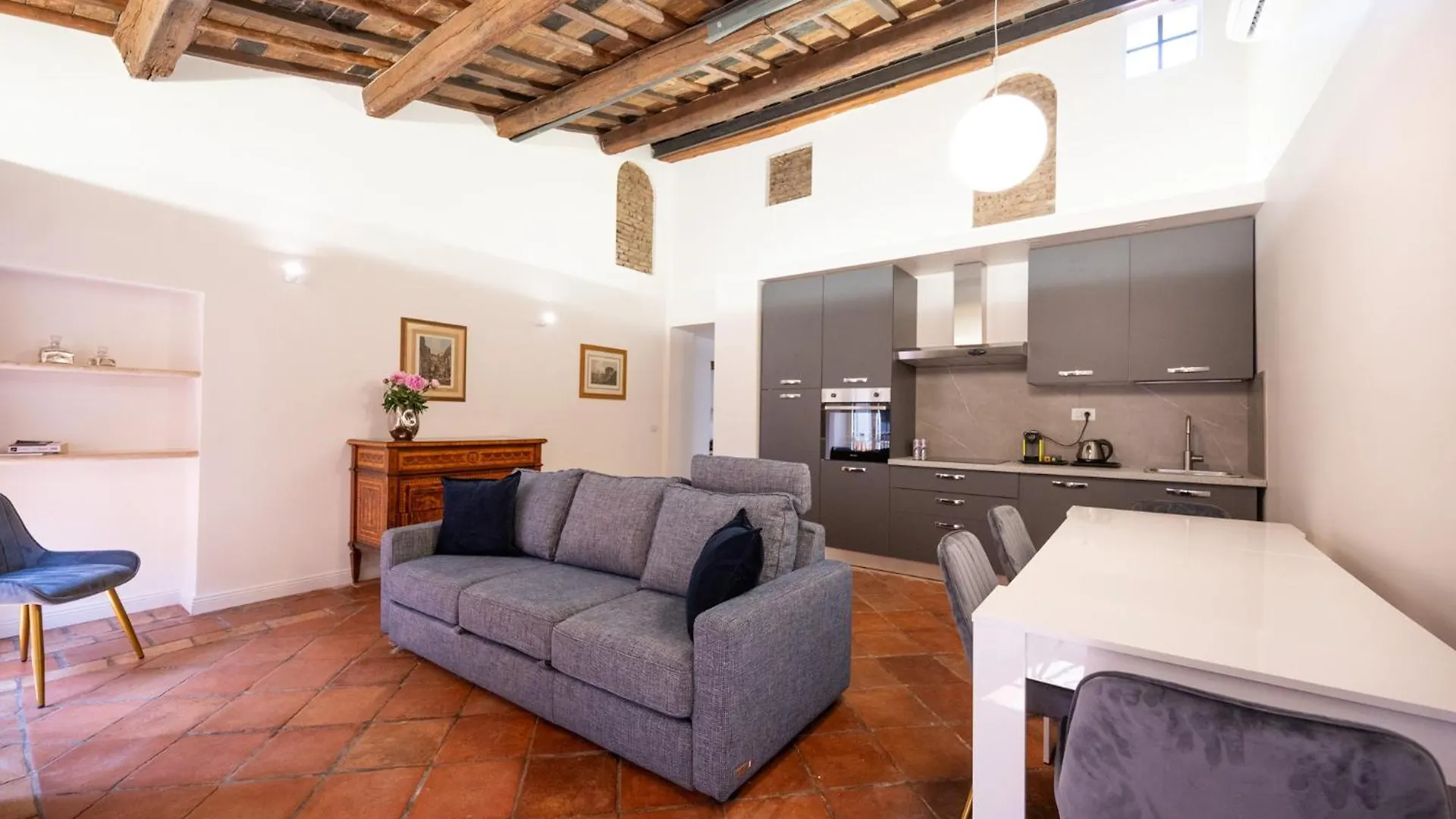 Domus Laurina - Maison D'Art Collection Rome