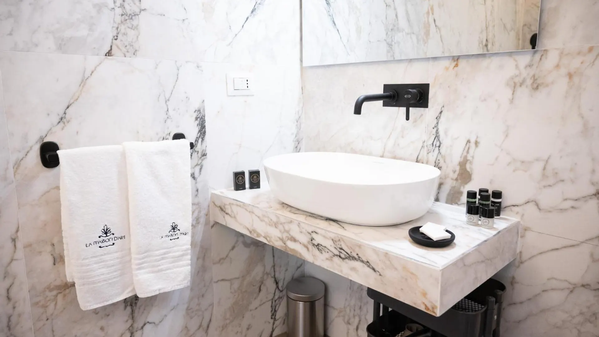Domus Laurina - Maison D'Art Collection Rome Apartment