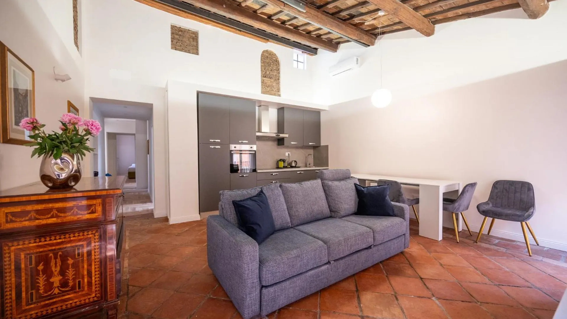 Apartment Domus Laurina - Maison D'Art Collection Rome